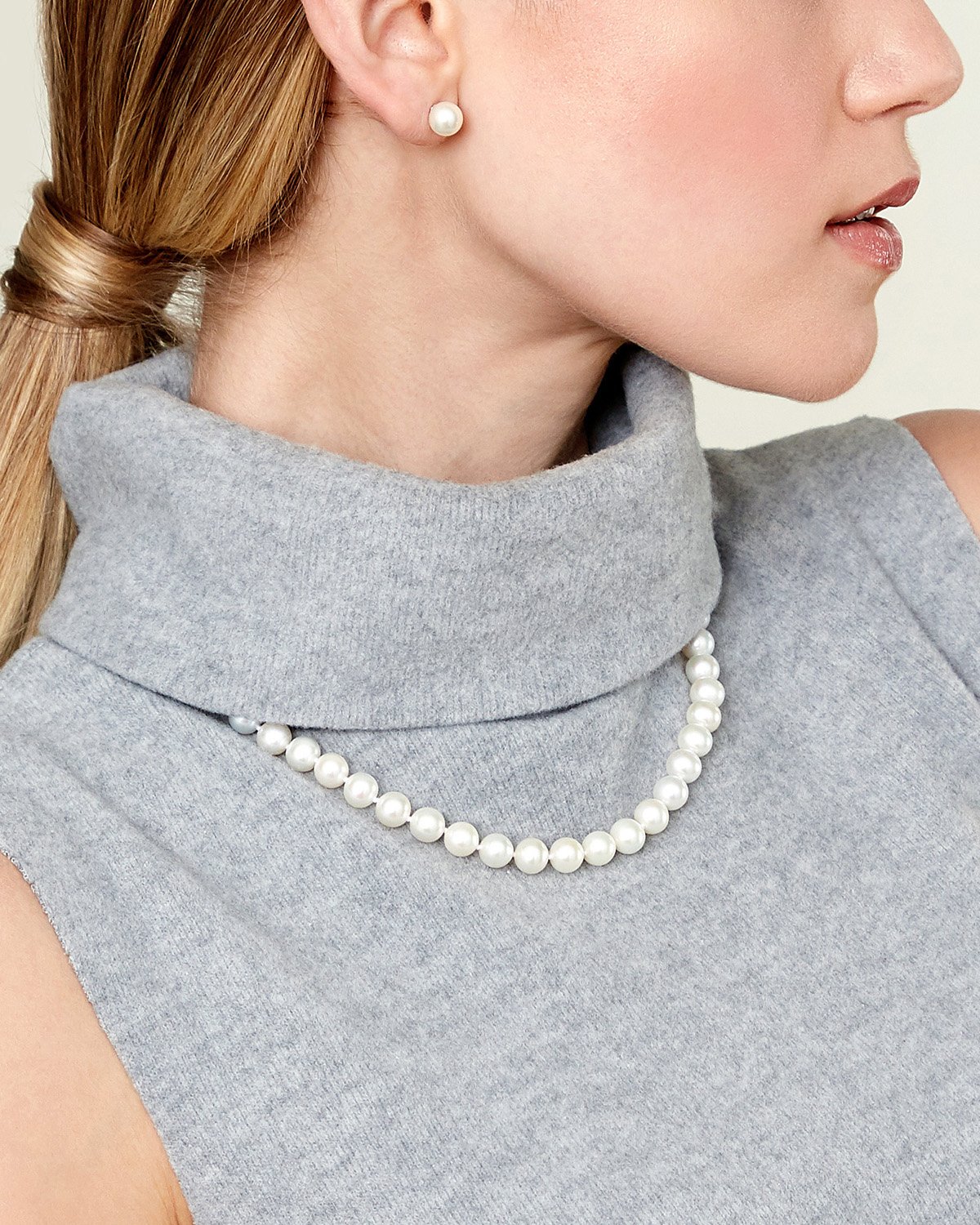 8.0-8.5mm White Freshwater Pearl Necklace - AAAA Quality - Model Image