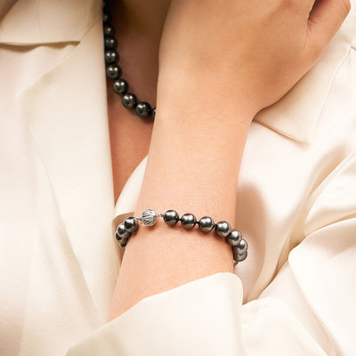 10-11mm Tahitian South Sea Pearl Bracelet - AAA Quality - Model Image