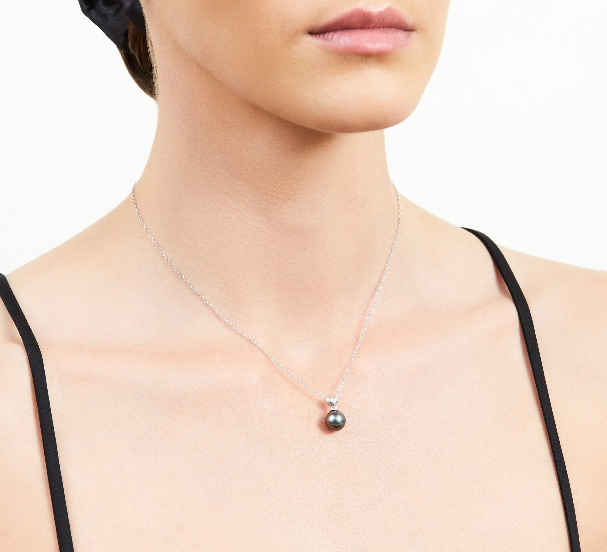 Tahitian South Sea Pearl & Diamond Lev Pendant - Model Image